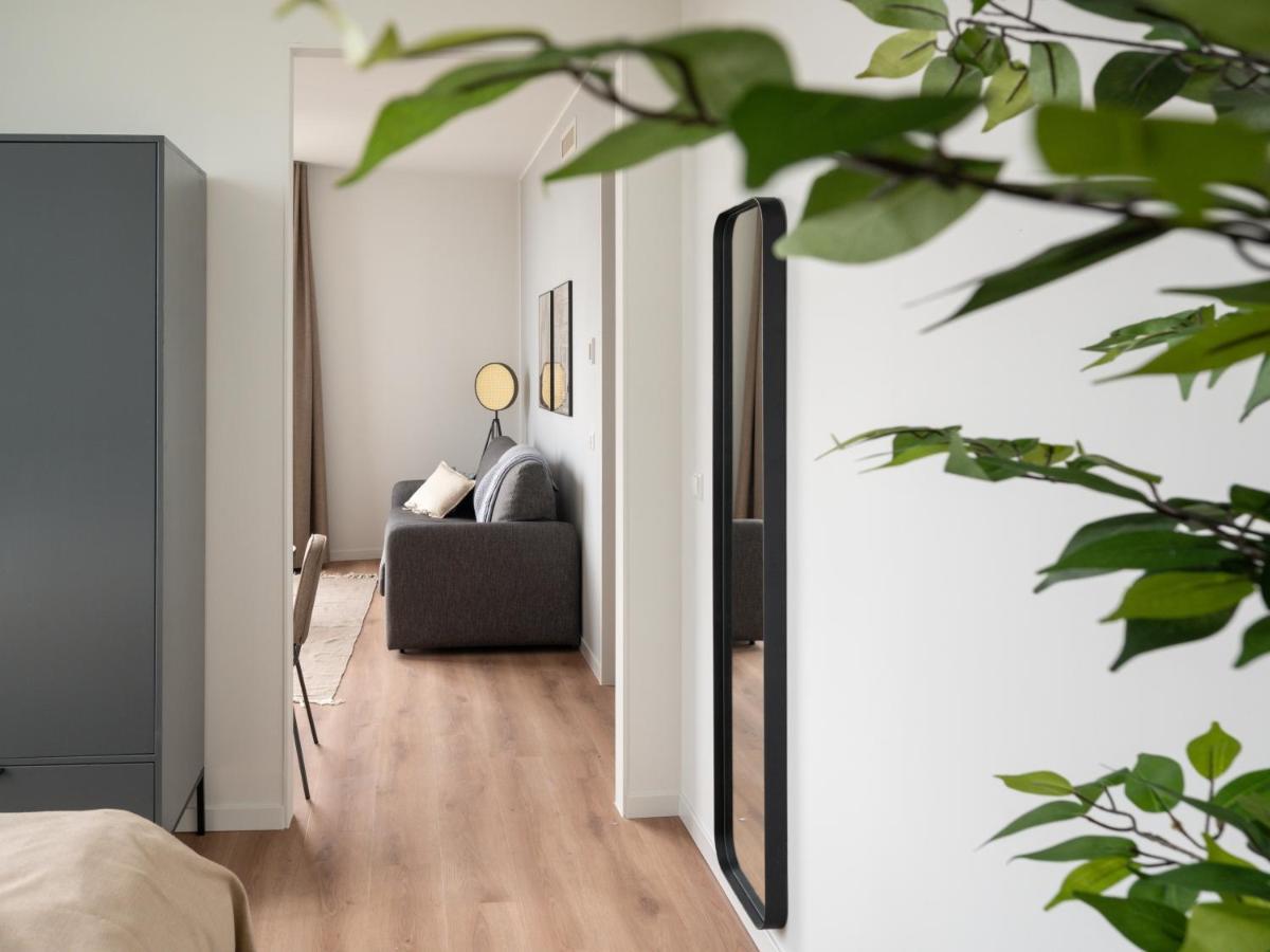 Limehome Eindhoven Gashouder エクステリア 写真